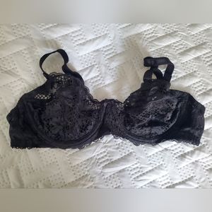 Unlined lace bra 40B